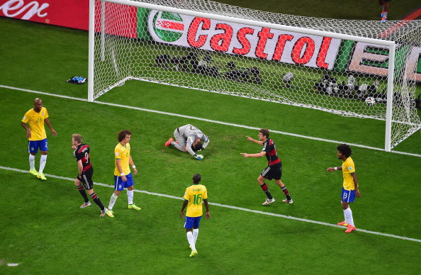 Гол Шюррле 1