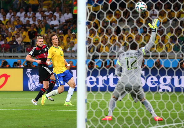 Гол Шюррле 2