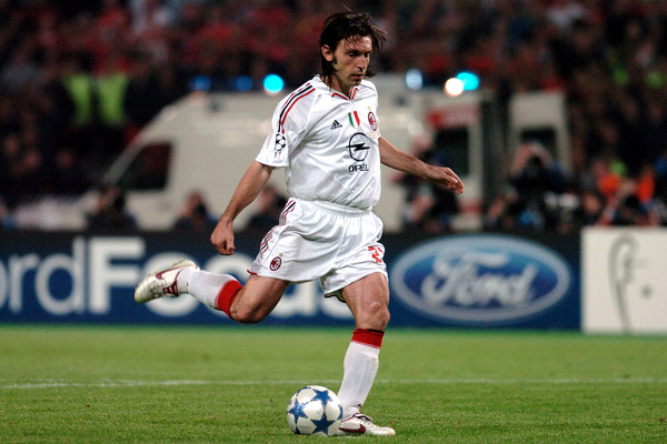 Андреа Пирло не забивает пенальти в послематчевой серии