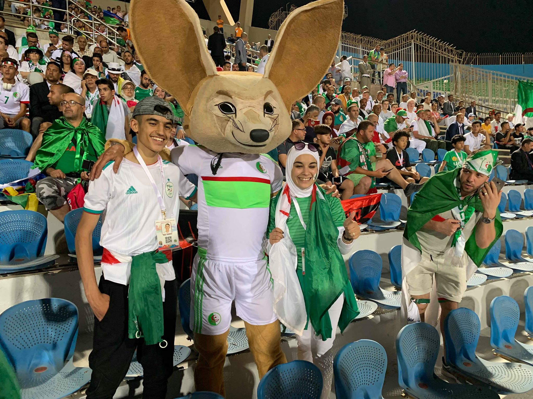 Маскот сборной Алжира Маскот сборной Алжира