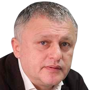 Игорь Суркис