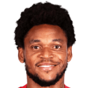 Луис Адриано